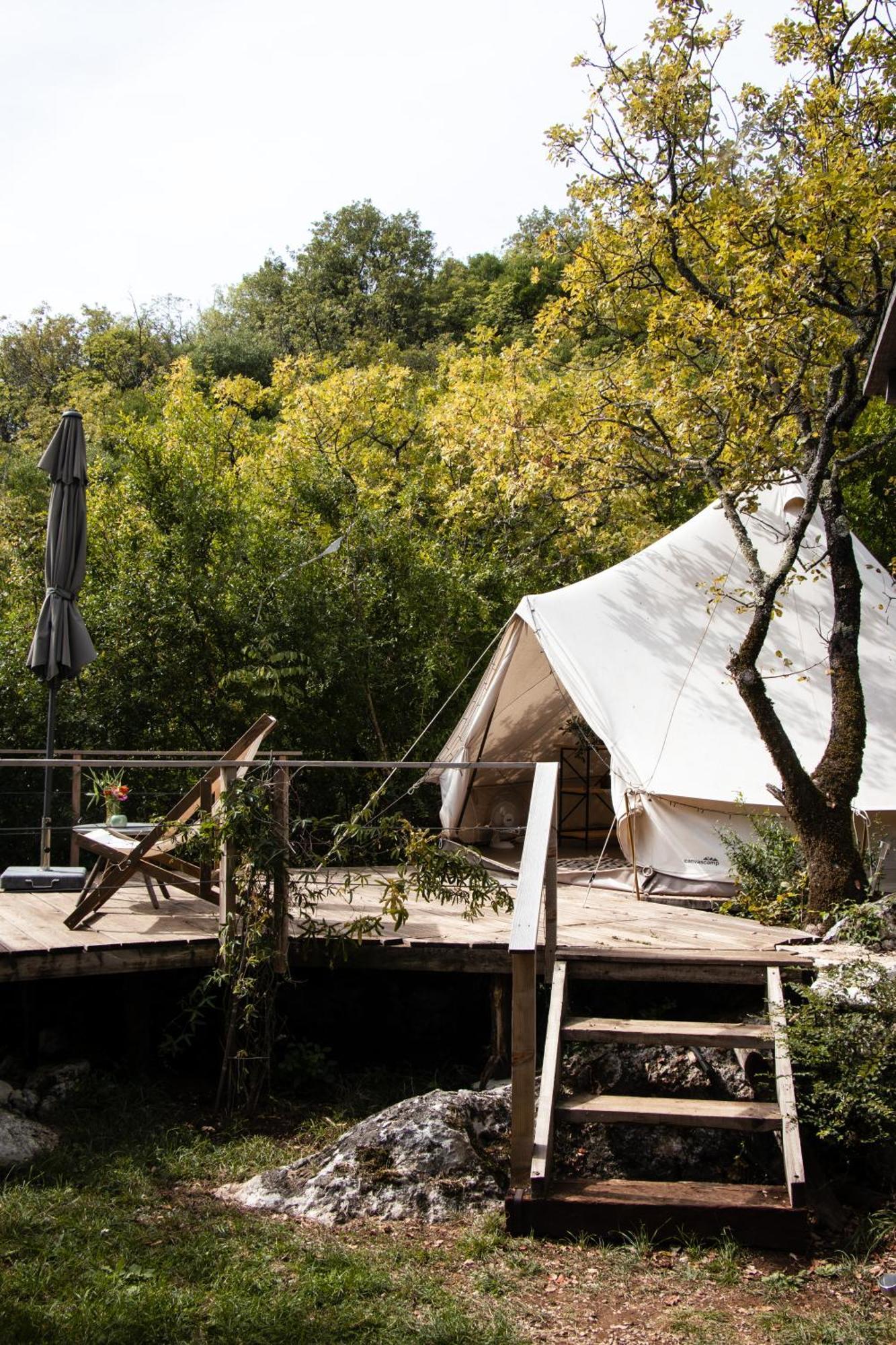 Hoopoe Glamping Hotel Вирпазар Екстериор снимка