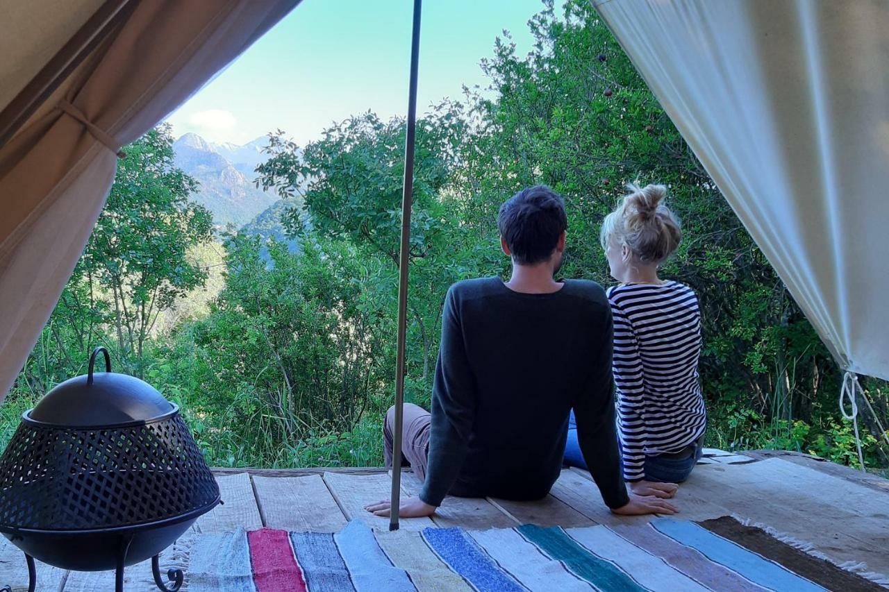 Hoopoe Glamping Hotel Вирпазар Екстериор снимка